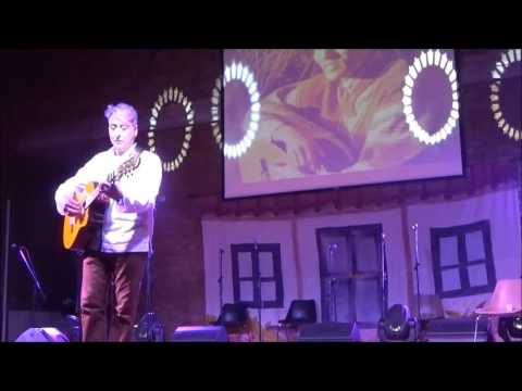 Héctor Pavez Pizarro en la "III Muestra Costumbrista de Folclor Laboral en la UC / 2015"