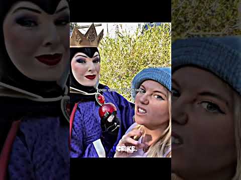 evil queen❌️ savage queen✅️ #disneyland #snowwhite #evilqueen