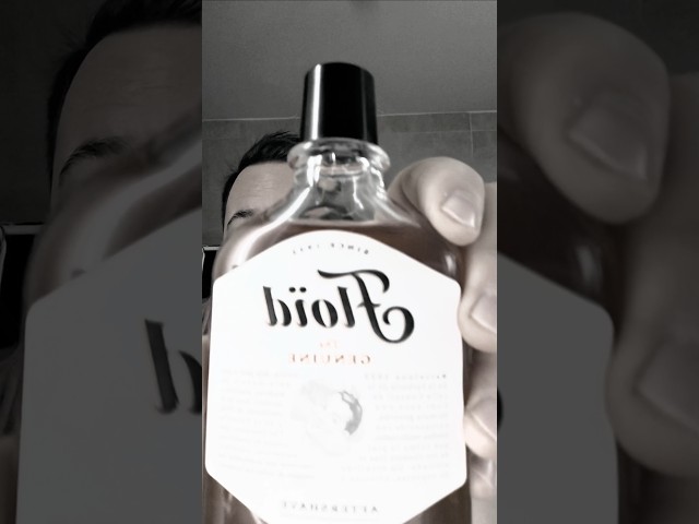 Vídeo relacionado con Floid After shave Lotion The Genuine (400ml), bálsamo barba con mentol refrescante, tónico facial que reequilibra, regenera y reduce la irritación (Paquete de 2)