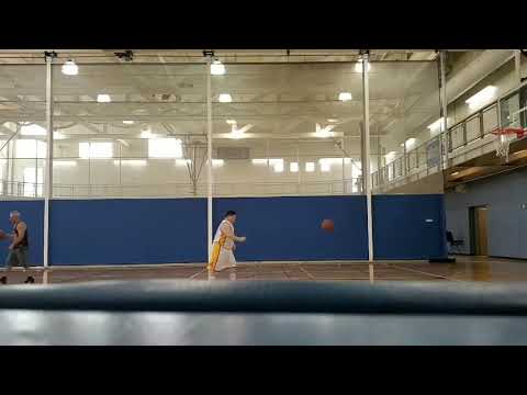 JonnyHoops 5/5 Half court shots working on the Guinness World Record