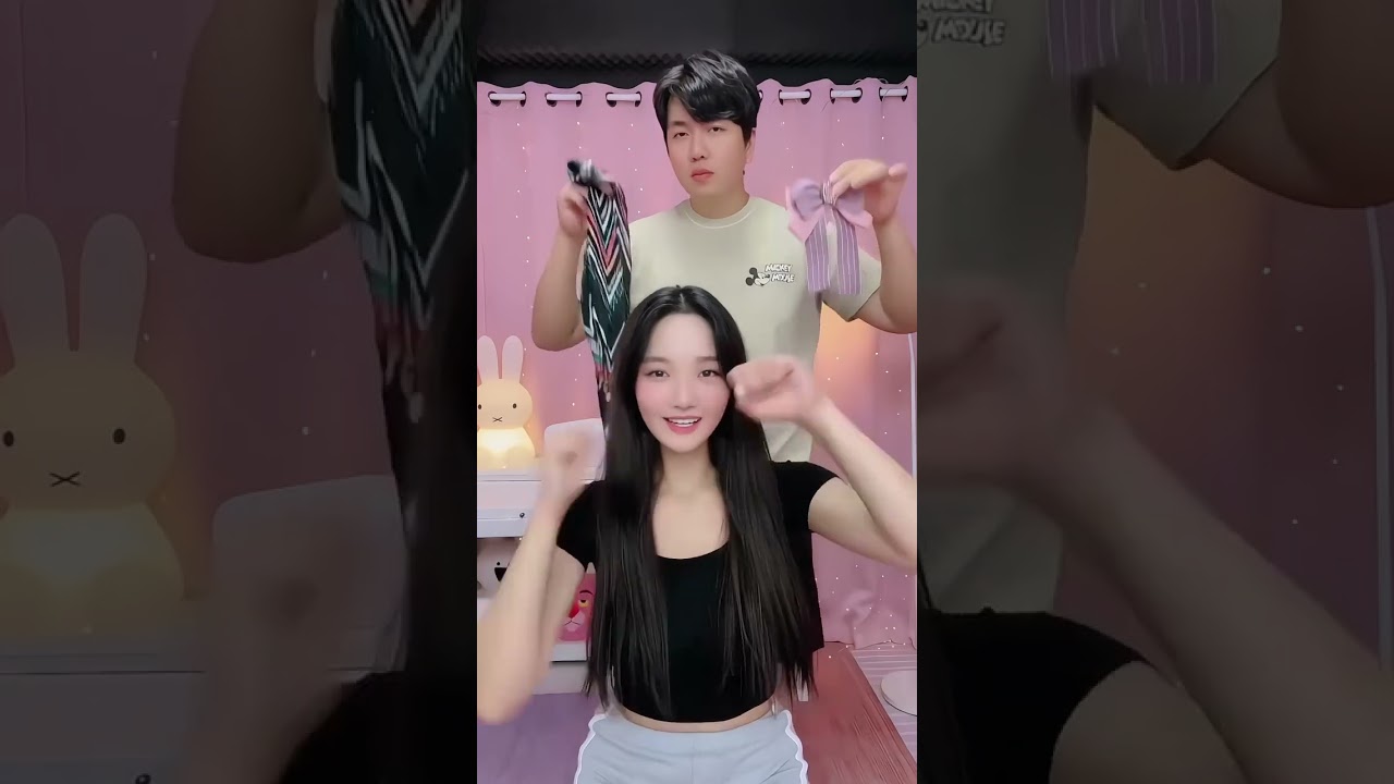 Which side would you choose? # funny girl daily # the strongest sister group # pretty young girl