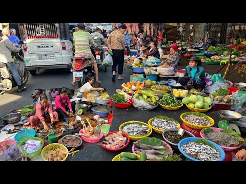 Morning Food Market Scene @Orussey Cambodia - Daily Lifestyle Of Vendors Selling Food In Market