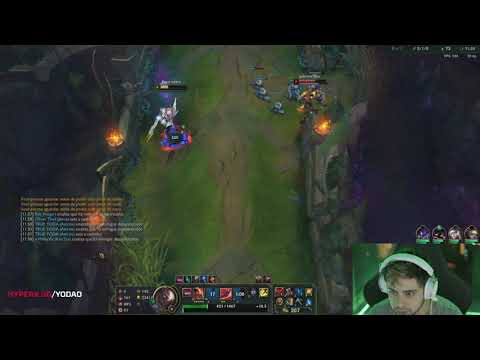 YODA SENDO SOLADO PELO SUP