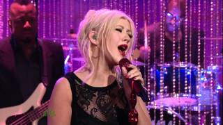 Christina Aguilera - Bound To You - 11.17.10 (Tonight Show With Jay Leno) - VideoMan.mpg