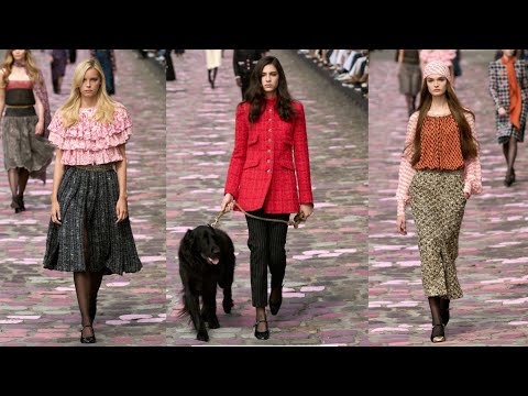 CHANEL Fall-Winter 2023-24 Haute Couture Show — CHANEL Shows