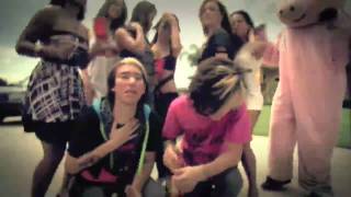 brokeNCYDE - Freaxxx 