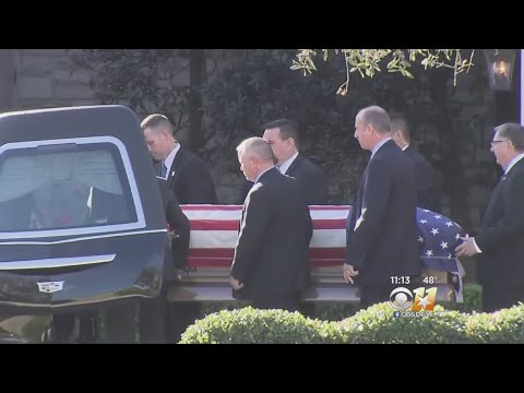 Body Of George H.W. Bush Flown Back To Capital For Final Salute