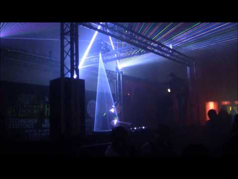 06.04.2013 - Battle Of The Basses - First Part of Blutonium Boy & PsytrexDJ (1080p)