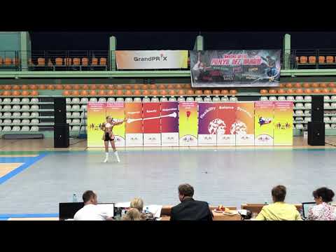 MK BELLA Turzovka 2019 - sólo baton senior (Valéria Kupšová)