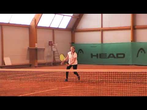 Tennis Universite USA Bourse OverBoarder – Gwendolen Sior