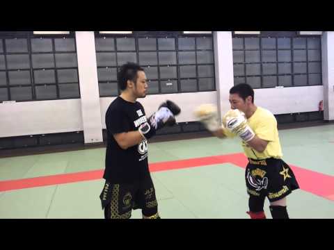 『ガムランナック 雷神』格闘技 迫力のマス・スパーリング!!Combat sports