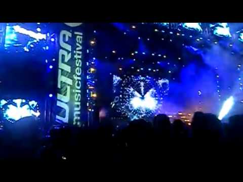 Erick Morillo at Ultra MusicFest Miami playing Frank Garcia Need it Wavecollective