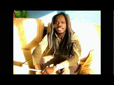 Babylon eyes - Lion Bobmano. [ (video 2012 ) love & life riddim ]
