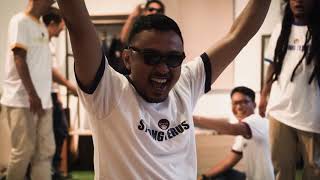 Download lagu MONKEY BOOTS - Strong Terus mp3 Download lagu MONKEY BOOTS - Strong Terus mp3