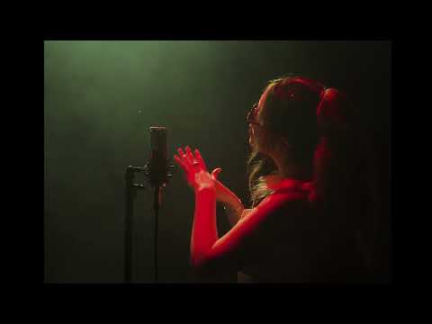 Yarett Wt - Gravedad 0 (Video oficial) | Nacimos para ganar