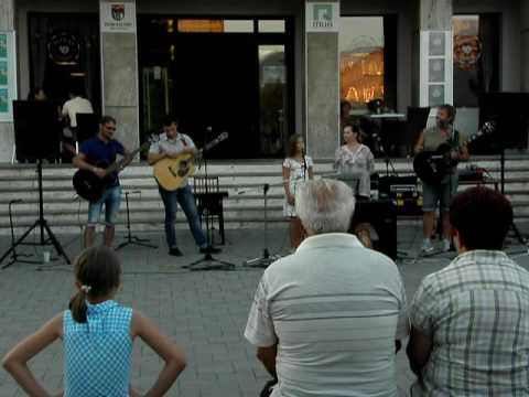 Kultúrne leto hudobná skupina Folkton v Partizánskom 28.8.2016-Folk