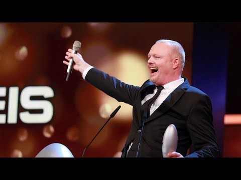 MAX GIERMANN ALS STEFAN RAAB BEIM DEUTSCHEN COMEDYPREIS HD