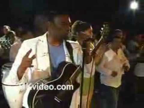 ANTHONY SANTOS (VETE Y ALEJATE DE MI) EN VIVO. ®omuls Producciones