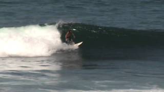 preview picture of video 'Surfing Uluwatu, Bali perfect waves.  Great surf!'
