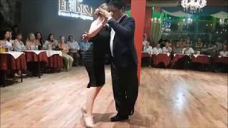 Milonga de los Domingos -  10/02/2019 - Carlitos Espinoza y Noelia Hurtado 2/4