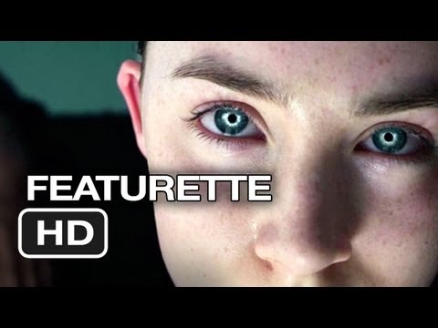 The Host (2013) (Behind the Scenes)