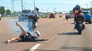 11 Minutes of Motorcycle Crashes That Show Exactly How Fast Things Go Wrong