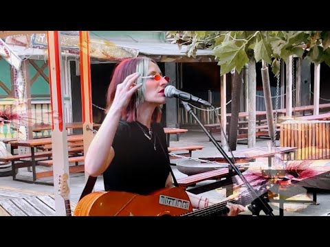 ultradiolet - the limit - acoustic version slow - live at club birgit berlin