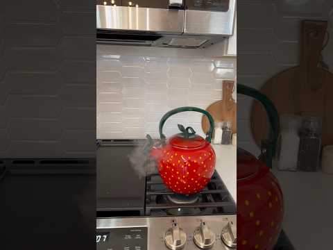 Do you think this kettle’s whistle is cute😂🚞🍓#kettle #amazonfinds #amazonfind #teakettle