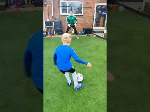 Ollie will Stürmer werden #VaterundSohn #Fußball