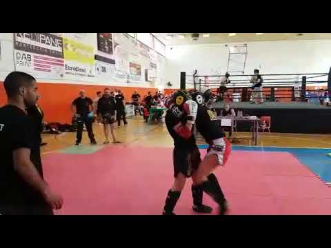 Finale muay thai -70 kg....Santarelli Tommaso