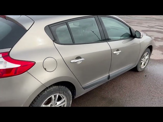 993529 Renault Mégane 1.5 dCi DCT - 2011