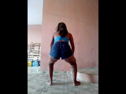 download lagu mp3 mp4 Bota Mo No Joelho E Vai Tremendo A Bunda, download lagu Bota Mo No Joelho E Vai Tremendo A Bunda gratis, unduh video klip Bota Mo No Joelho E Vai Tremendo A Bunda