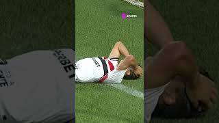 INCRÍVEL GOL PERDIDO PELO SÃO PAULO! TAPIA RECEBEU NA CARA DE CARLOS MIGUEL E JOGOU PRA FORA #shorts
