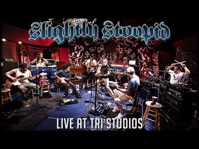 Live at Roberto's TRI Studios
