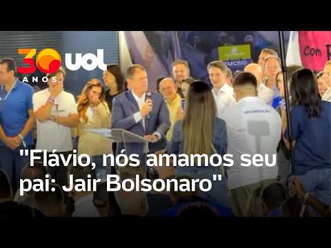 Tarcísio diz que ama Bolsonaro em convenção com Flávio Bolsonaro: ‘Nós amamos seu pai’