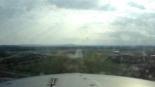 preview picture of video 'Landing Thunder Bay Canada Rwy 25 Cockpit View'