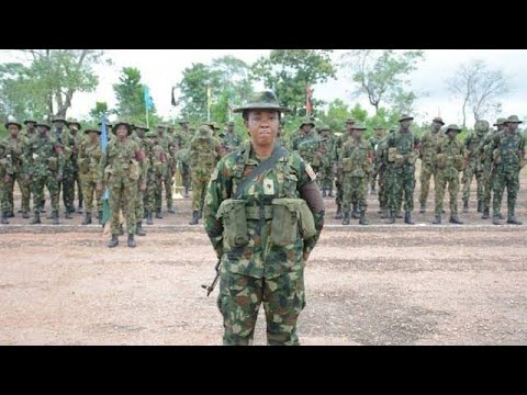 The Gallant Female Troops on Parade,,,, No Retreat No Surrender,,,,,