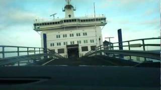 preview picture of video 'Fähre Stena Line Nautica in Grena mit Auto auf's Schiff [HD]'