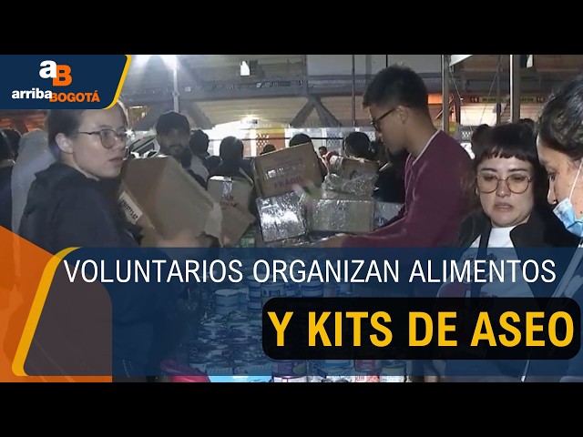 Voluntarios trabajan día y noche en El Campín para empacar ayudas humanitarias 