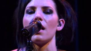 SKYLAR GREY &quot;Can&#39;t Haunt Me (Zombies)&quot; (Live @ Nalen, Stockholm Aug 25 2011)
