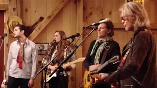 Live From Daryl's House - "No Action"