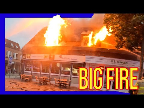 🔥Zeer Grote Brand in Centrum Lunteren – Meerdere Woningen Verloren  - VOLUNTEERS DUTCH FIREFIGHTERS-