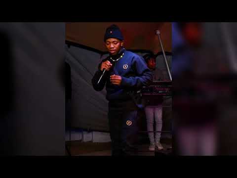 DJ_Hlo_Tee_Jay_Lady_Du_ft_Mfana_Kah_Gogo_Cheez_Beezy_TyraQeed_PlayNevig_-_Visa.mp3