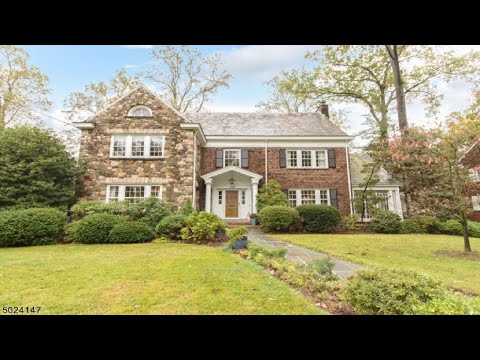 198 WYOMING AVE, Maplewood Twp., NJ Presented by Carla Labianca.
