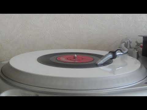 The Moontrekkers - Night Of The Vampire (Parlophone).