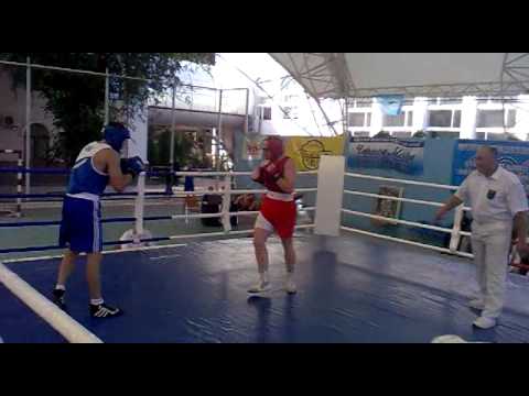 Владислав Войталюк(синяя форма) - 1 бой (1 из 2).mp4