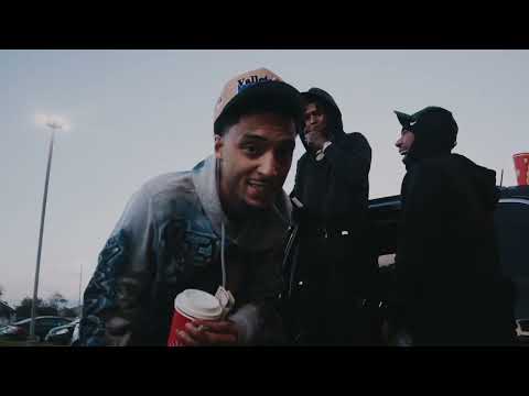 Vauny Mack and YWN Juski