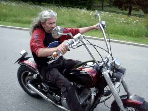 Suzuki VS 1400 Intruder von Thunderbike