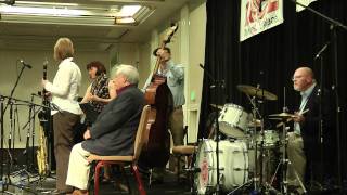 "BLUE CLARINET STOMP": HAL SMITH'S INTERNATIONAL SEXTET (Sacramento Jazz Jubilee 2011)