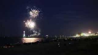 preview picture of video 'Time Lapse of the Brighton Family NYE Fireworks'